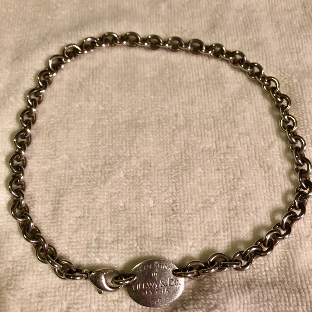Tiffany “Return to Tiffany” chain